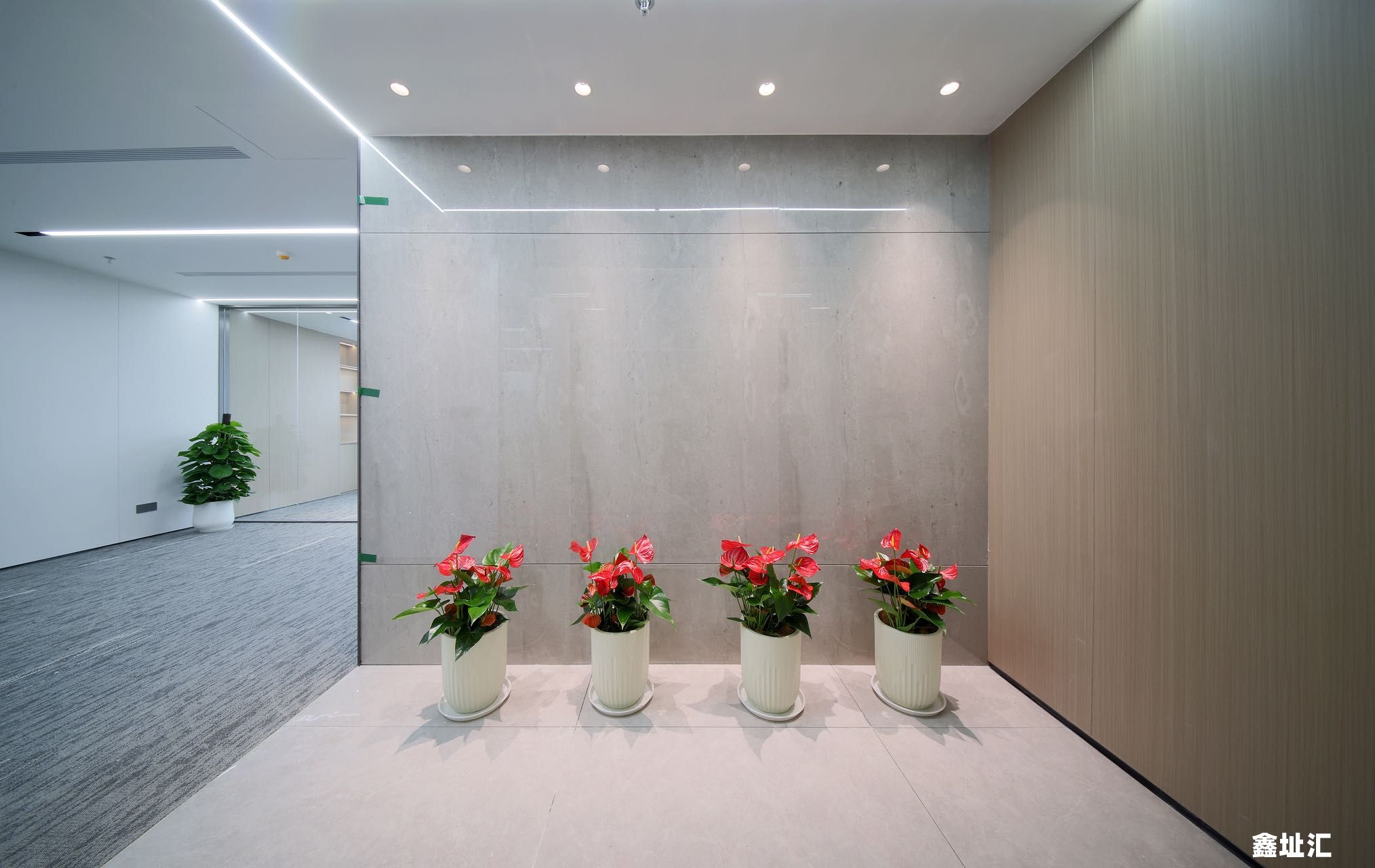 港中旅大厦写字楼出租，小面积新装修